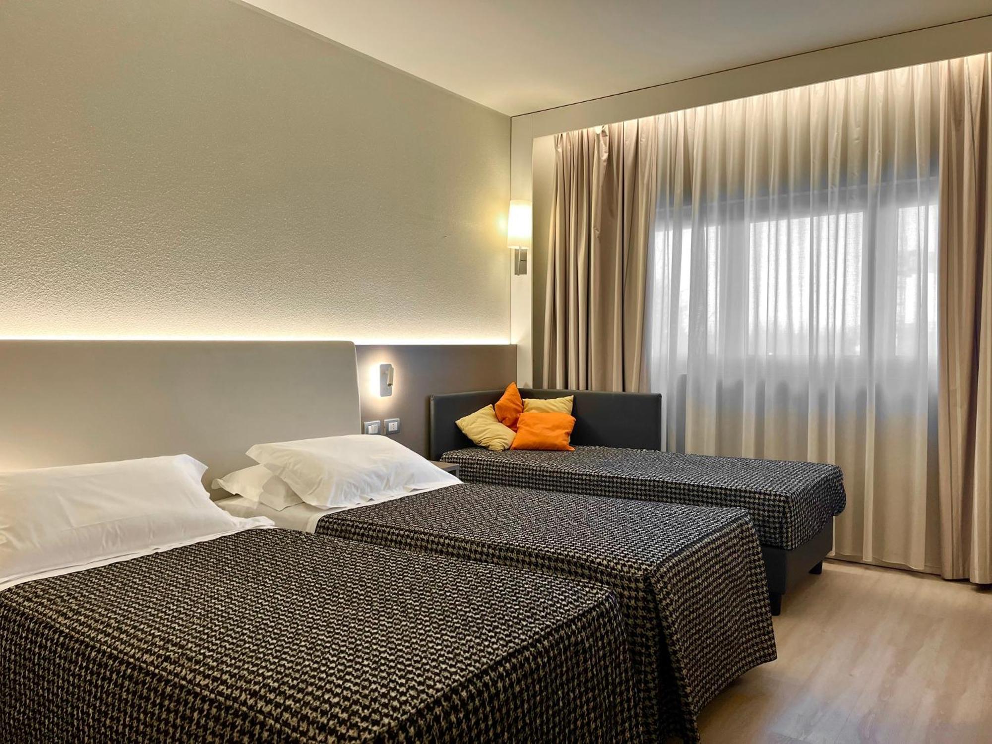The Sydney Hotel Bolonya Dış mekan fotoğraf